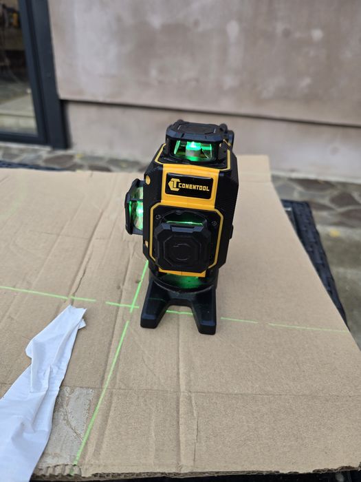 Laser cu lumina verde 4x360°