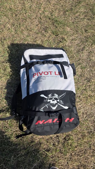 Kite zmeu Naish pivot 11m limited pirate edition
