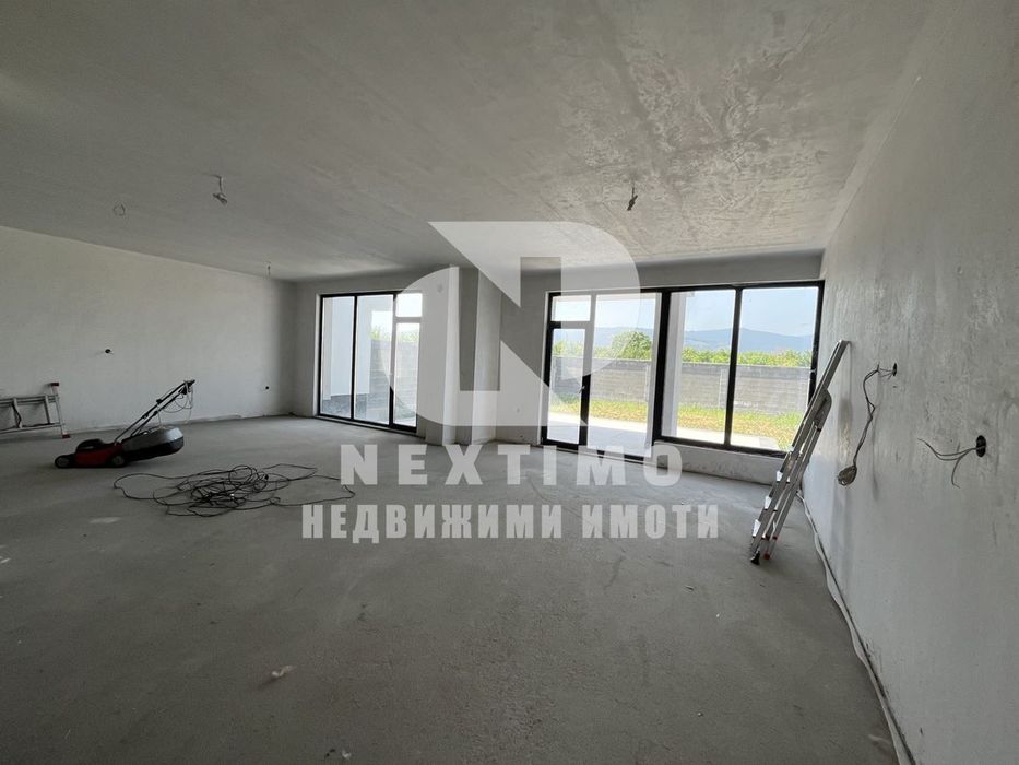 Къща в Пловдив-Остромила