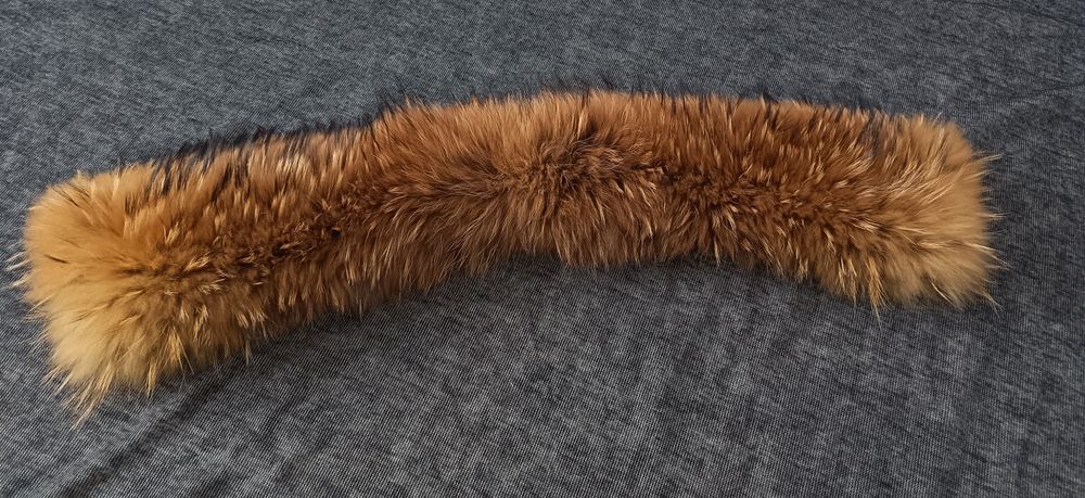 Продам меховой воротник, новый, на пуговицах