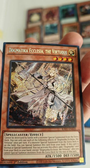 Vând colectie de 2500-3000 de cărți Yu-Gi-Oh! originale