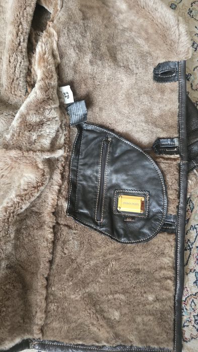 Продам натуральную дубленку.