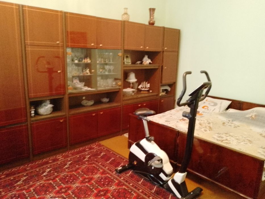 Продается дом во дворе