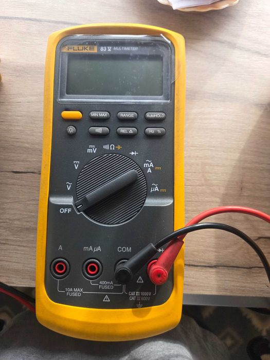Aparat masura Fluke 83v.