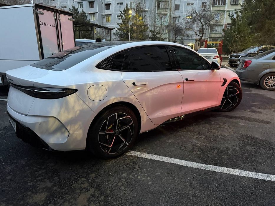 BYD Seal full машина