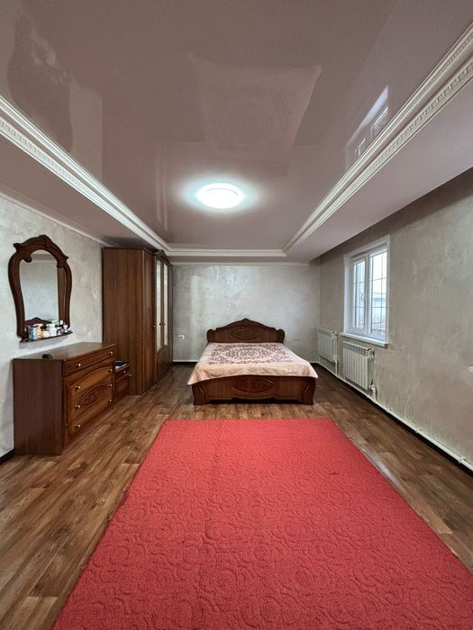 Продается коттедж 6 комн. Центр