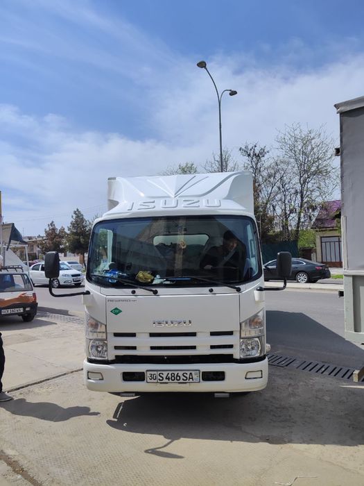 ISUZU yuk avtomobillari uchun korona vetrovik