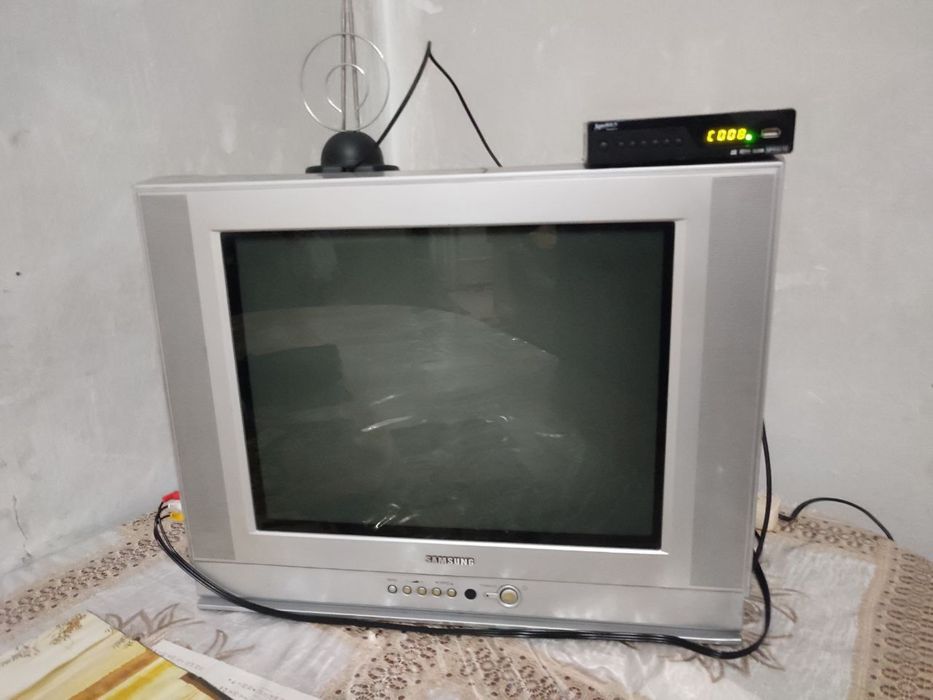 Продаются два телевизора