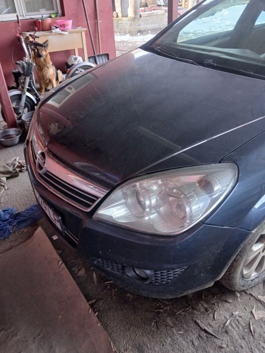 Masina opel astra