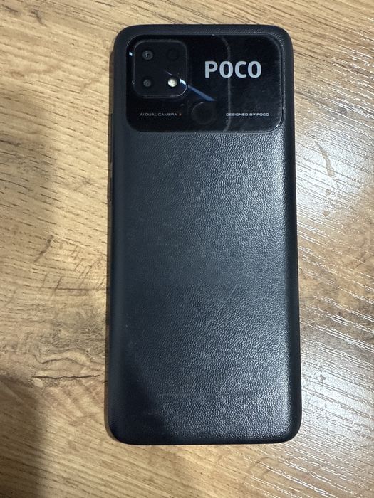 Продам сотовый телефон POCO C40