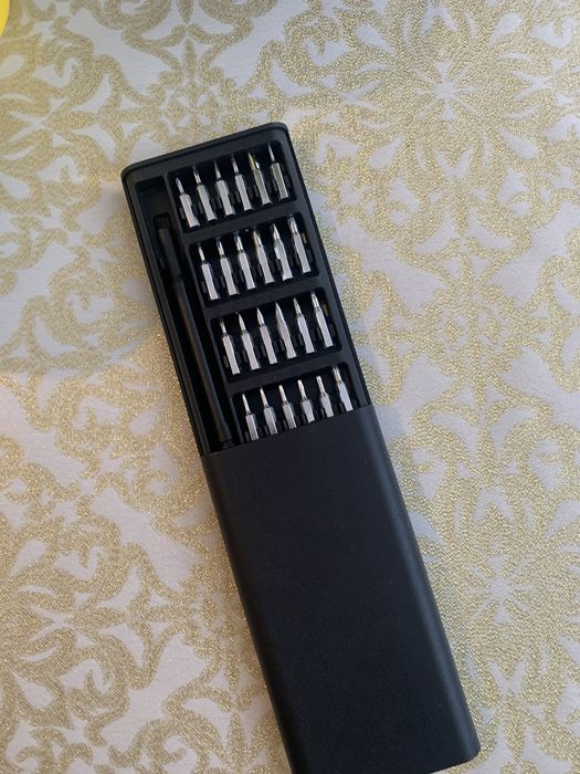 Компактный набор отверток