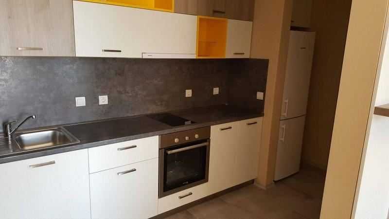 Дава се под наем Двустаен апартамент в Пловдив, Кършияка - 80 кв.м за 323.85 € - Снимка #3