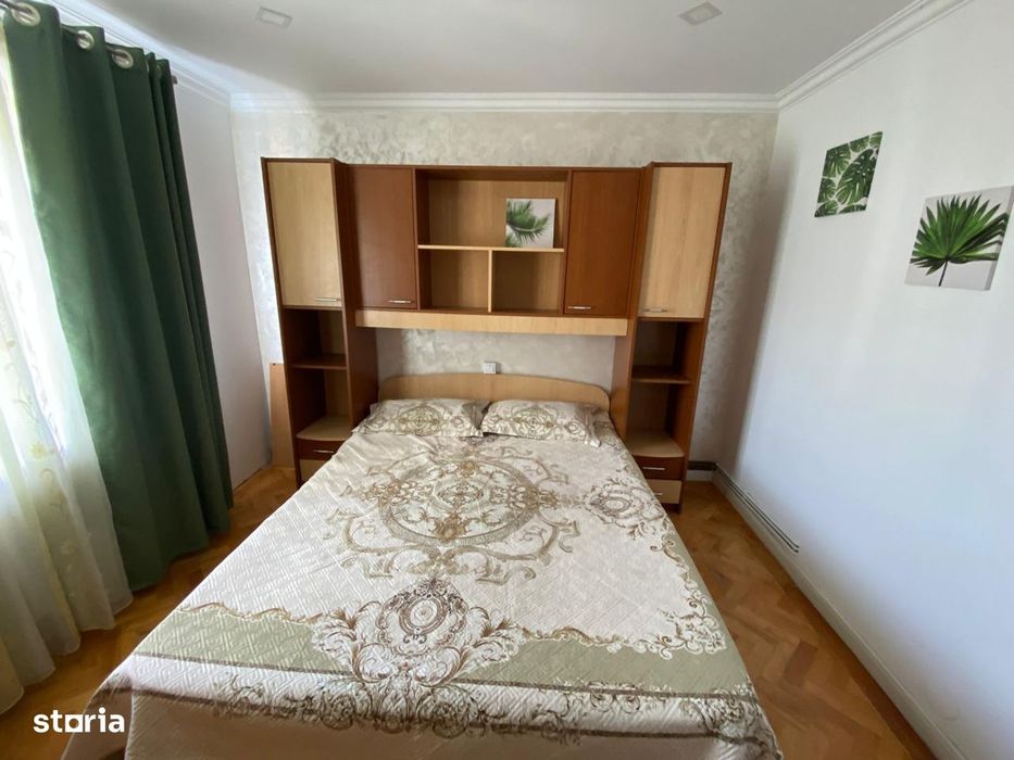 Apartament Centru, Modern, 3 Camere, Targoviste - 420 Euro