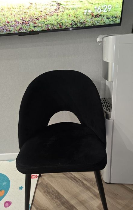 Продаётся  стул.