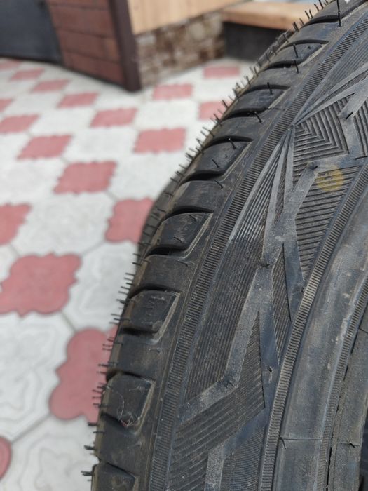 Продам шины летние 2 штуки новые