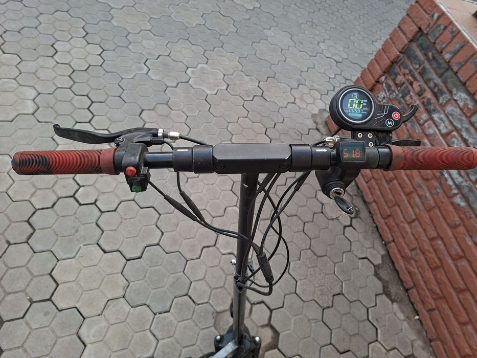 Kugo Kirin M4 самокат электричиский