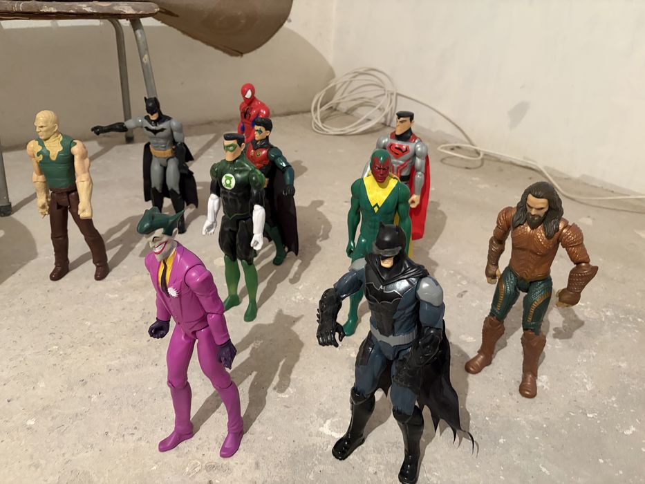 супергерои фигурки оригинални