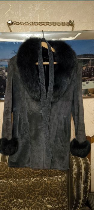 Женское пальто в идеальном состоянии