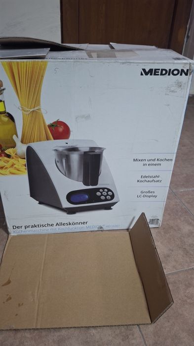 Robot de bucatarie 10 in 1 Medion 1000w