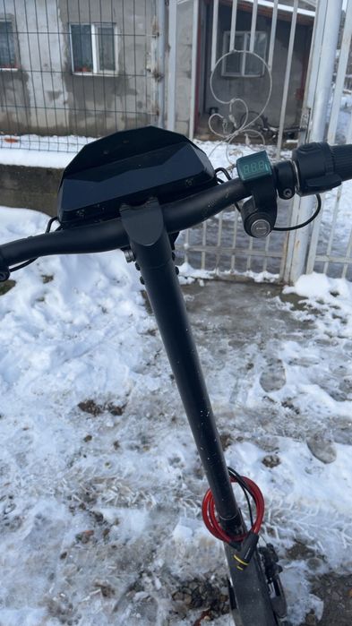 KuKirin G2 – cauciucuri pline (fără pană), sistem cheie, stare bună