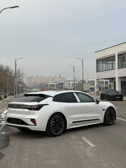 Zeekr 001 we rwd 100kwh, naxt va halol nasiya