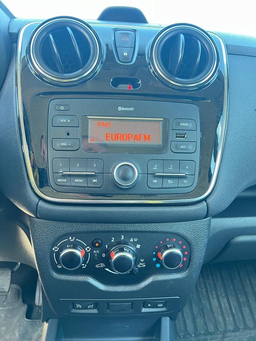 Dacia Lodgy 1.5 dci euro 6 adblue clima pilot  automat geamuri electri