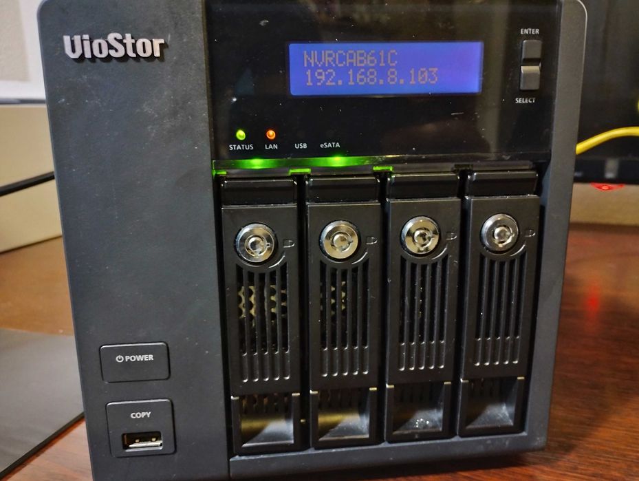 NAS/NVR Qnap VS-4008 Pro