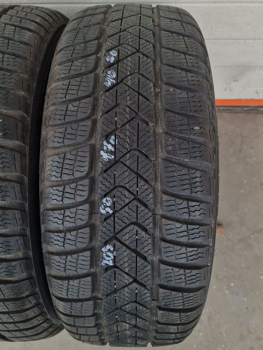Зимни гуми 4 броя PIRELLI SottoZero3 205 50 R17 дот 4020