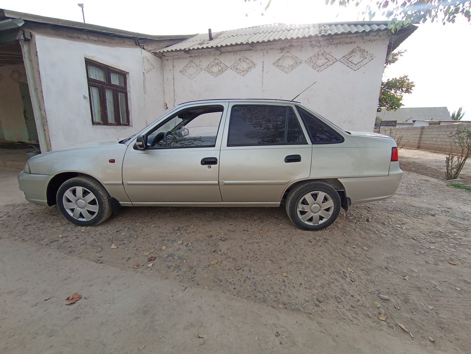 Nexia 2 год випуск 2009