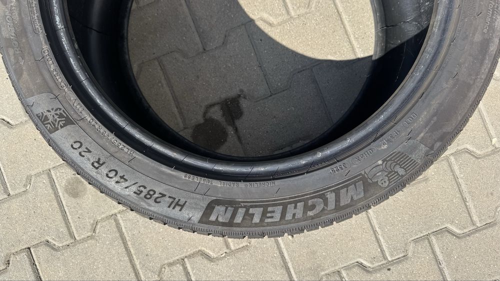 285/40/20 Michelin