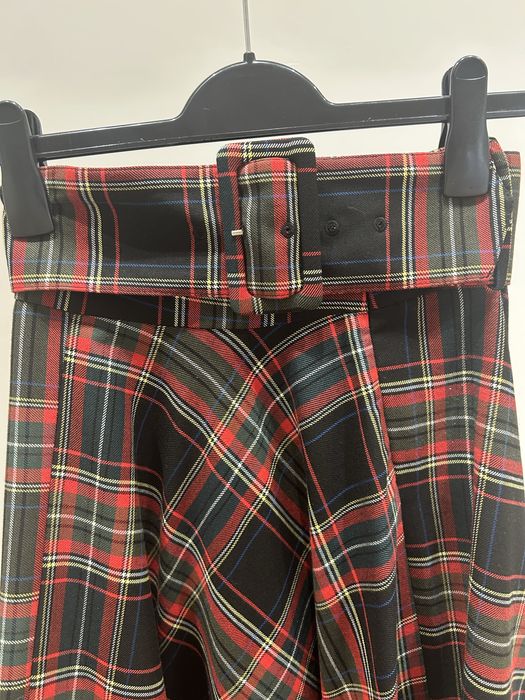 Fusta Zara Xs cu talie inalta , midi