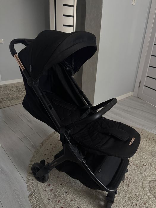 Продам коляску Easywalker Jackey