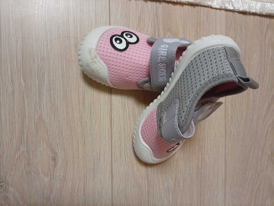 Детски обувки за момиче,номера 27 28 И 29