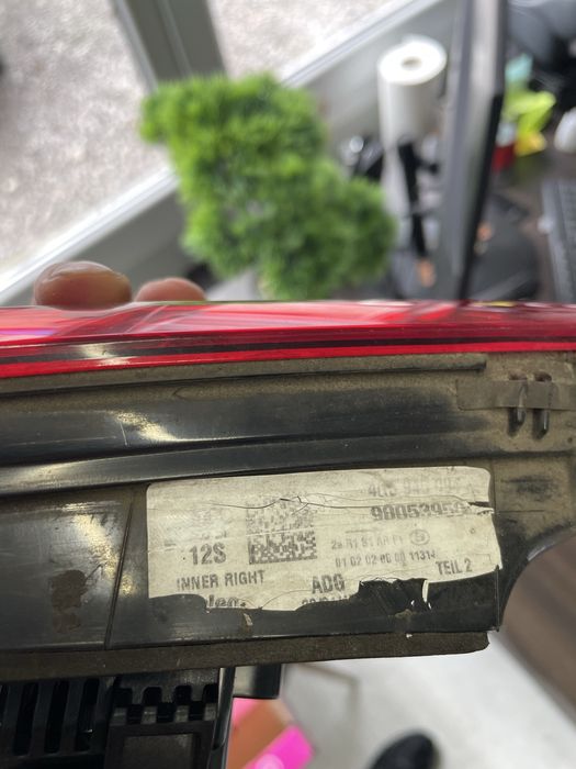 Ляв външен стоп за ауди а6 ц7 фейслифт седан и десен вътрешен стоп ц7