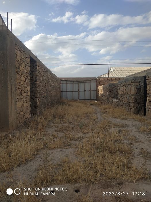 Ховли сотилади 9 сотих