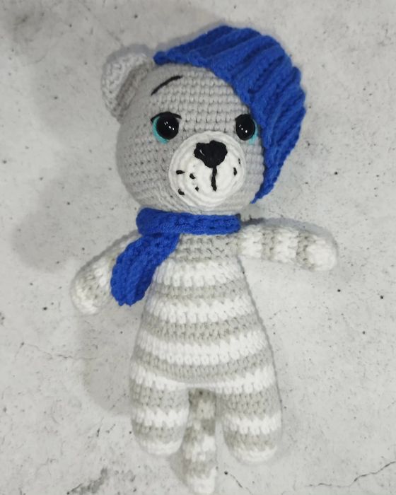 Вязаные игрушки. 2000 тг