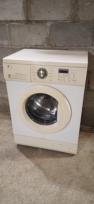 Продам стиральную машину автомат