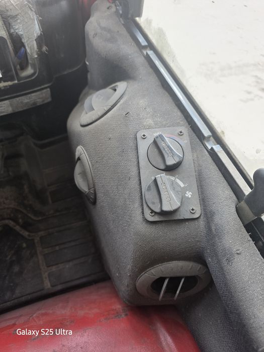 Vand sau schimb cu elemente paleti din plopMotostivuitor gpl