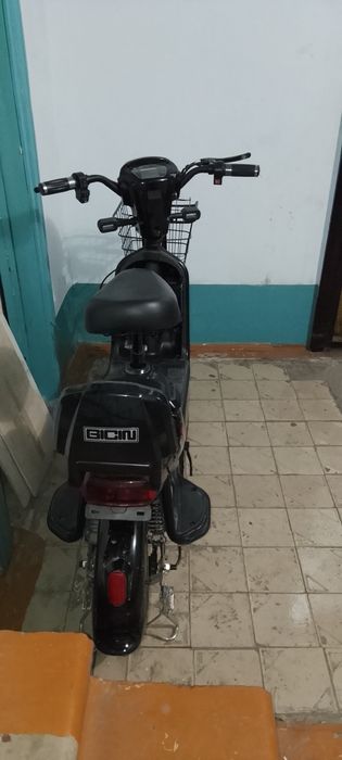 Продам электро самокат.