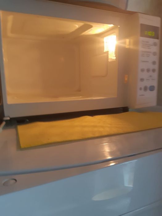 Микроволновка в отличном состоянии