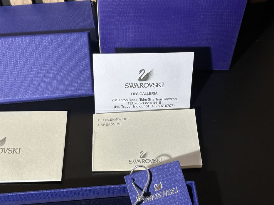 Нова Дамска Гривна Swarovski Dazzling Swan bracelet с пълна опаковка и документация
