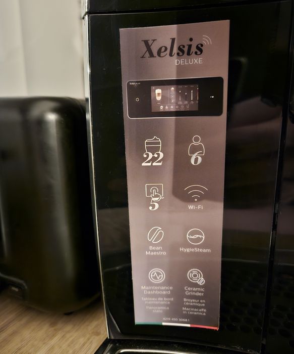Vand expresor Saeco  Xelsis Deluxe