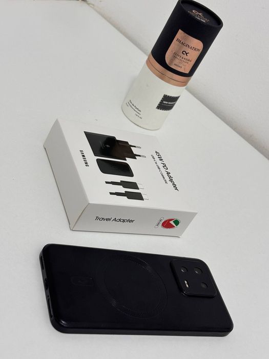 Xiaomi 13 smartfoni full komplektda rasmda yoq lekin full komplekt