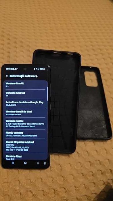 Samsung A52S 5G, 6G RAM :), negru, dual SIM, cu carcasă Spigen neagră (camere: bază de 64 MP, f/1.8, OIS, + superwide & macro +  selfie de 32 MP, HDR)