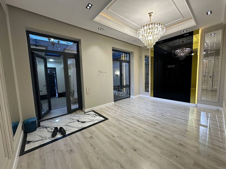 Продам евро дом Никитина 2 сотки 3 кровля 6 комнат 360м2