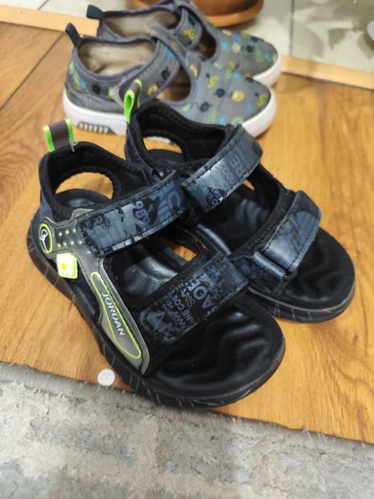 Кроссовки для мальчиков 27-29 размер