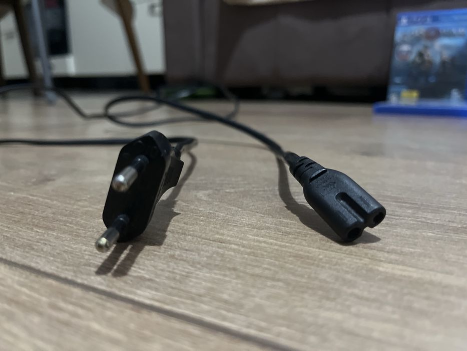 Playstation 4 в отличном состоянии