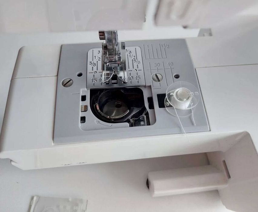 Janome my style 100