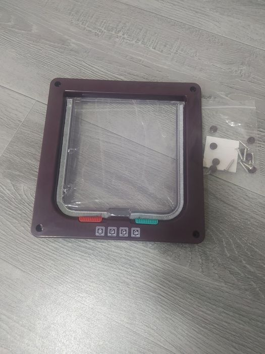 дверца окошко проход дверка вход люк в стену в дверь для кошек собак