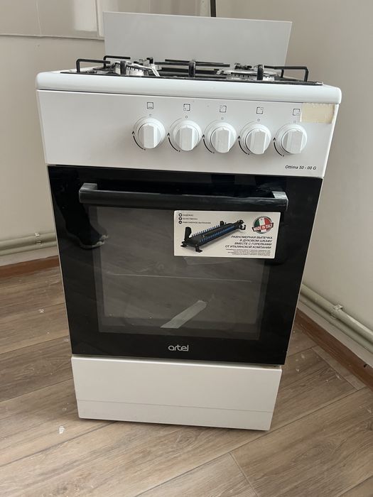 Газ плита Artel новый